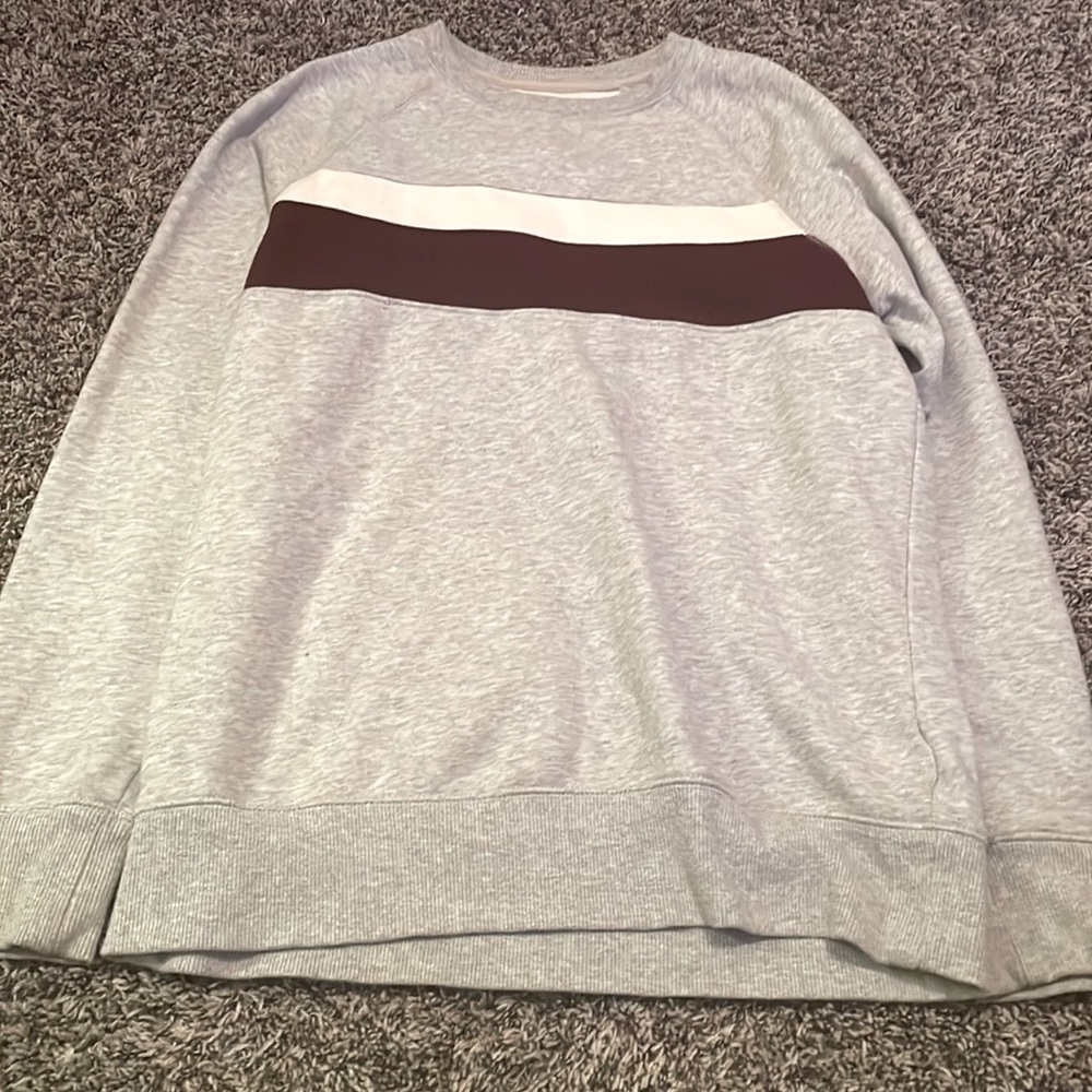 GoodFellow & Co Sweatshirt
